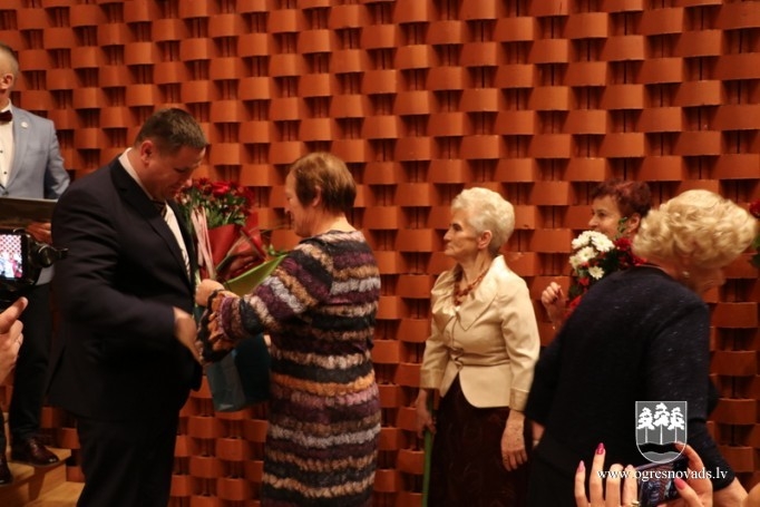 Apbalvo ar LVAF "Lāčplēsis" Goda zīmi