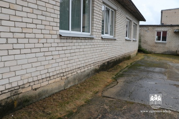 Komisija izvērtē izglītības iestāžu gatavību mācību gadam