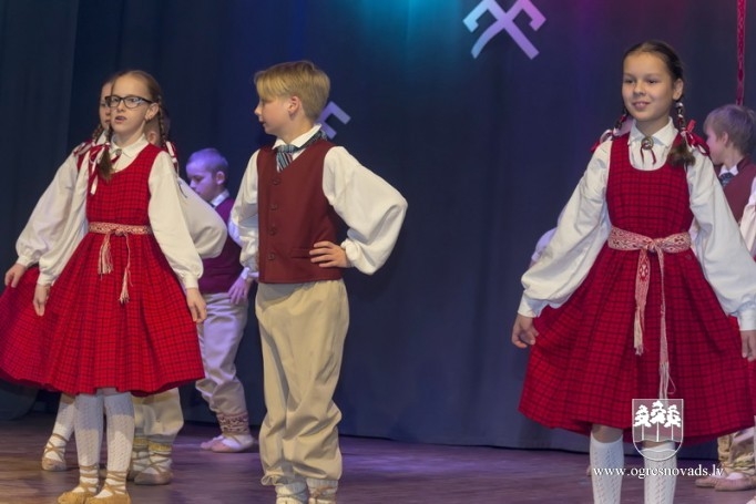Lauberē atzīmē kultūras nama 30 gadu jubileju. Foto: Elmārs Bulovs