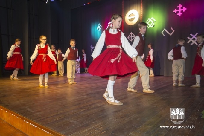Lauberē atzīmē kultūras nama 30 gadu jubileju. Foto: Elmārs Bulovs