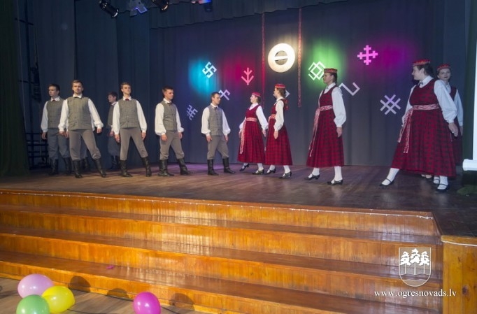 Lauberē atzīmē kultūras nama 30 gadu jubileju. Foto: Elmārs Bulovs