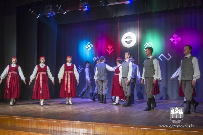 Lauberē atzīmē kultūras nama 30 gadu jubileju. Foto: Elmārs Bulovs