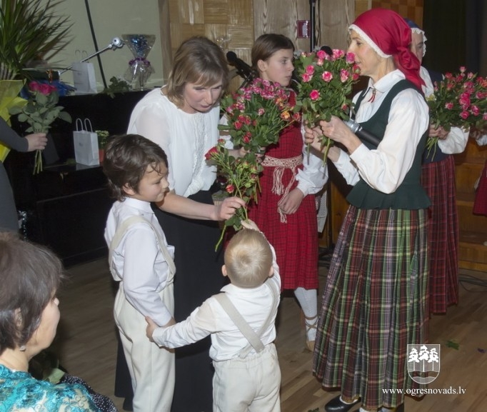 Lauberē atzīmē kultūras nama 30 gadu jubileju. Foto: Elmārs Bulovs