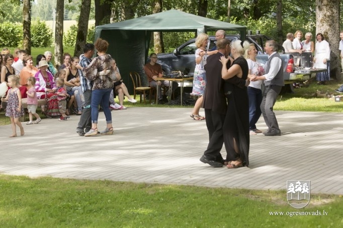 Lauberieši nosvinējuši sava pagasta simtgadi