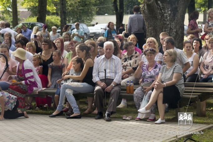 Lauberieši nosvinējuši sava pagasta simtgadi