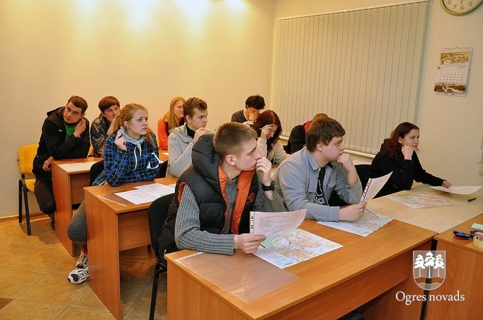 Ogres jaunieši piedalās piedzīvojumu sacensībās Jelgavā
