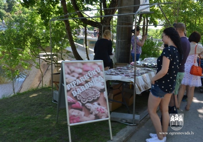 Ar Līkā tilta regati atklāta tūrisma sezona Ogres novadā