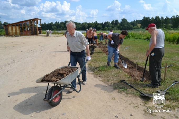 Uz Likteņdārzu - jau piekto reizi!