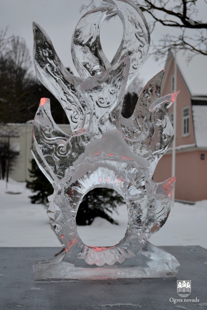 14. Ledus skulptūru festivāla mākslas darbi Ogrē