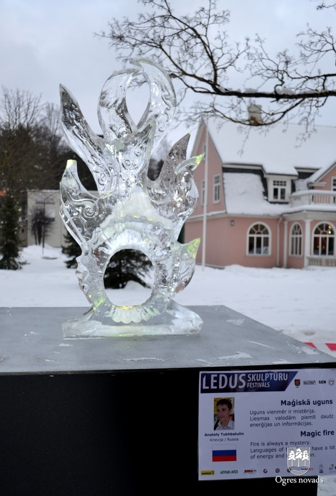 14. Ledus skulptūru festivāla mākslas darbi Ogrē