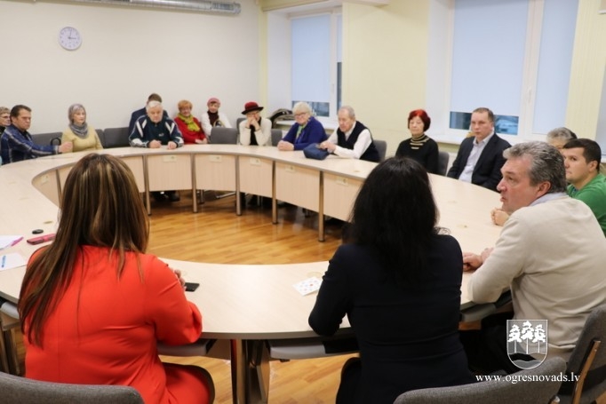Ogrē darba vizītē viesojās labklājības ministre
