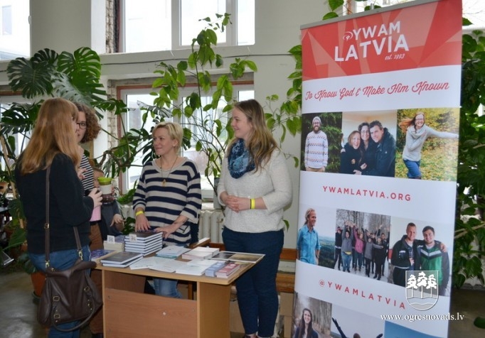 Brīvprātīgie no visas pasaules ieradušies Ogrē