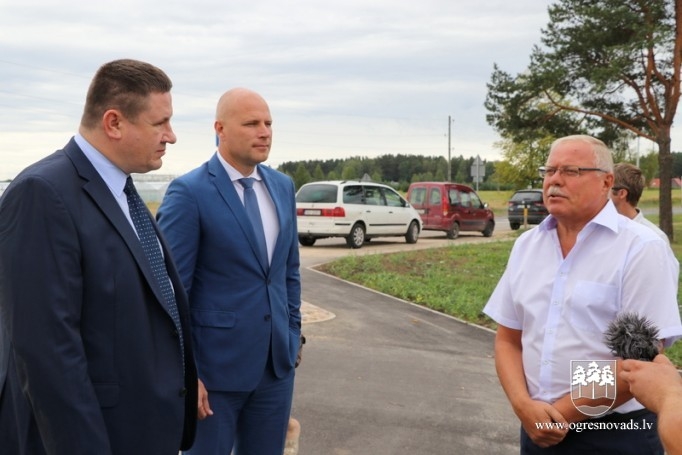 Autoceļu A6 var šķērsot droši