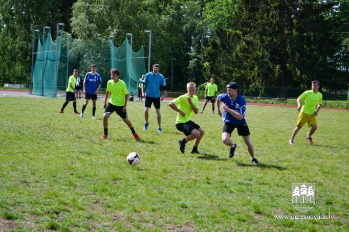 Madlienas futbola kausā 2019 uzvar suntažnieki