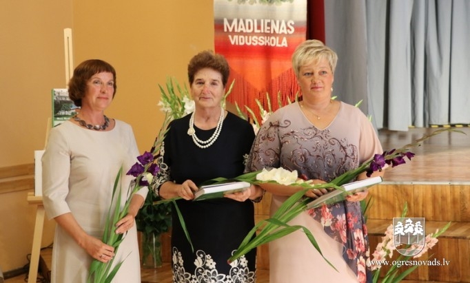 Madlienas vidusskolas 45 gadu svinības