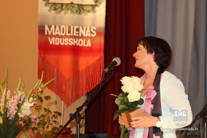 Madlienas vidusskolas 45 gadu svinības