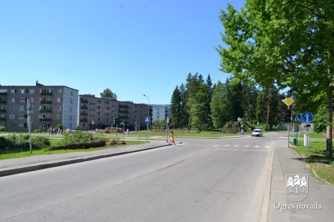 Tīnūžu ielas un Mālkalnes prospekta krustojuma rekonstrukcija