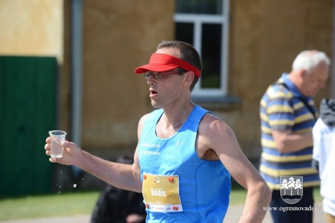 R.Rozem un R.Kaimiņam dubultuzvara Ventspils maratonā