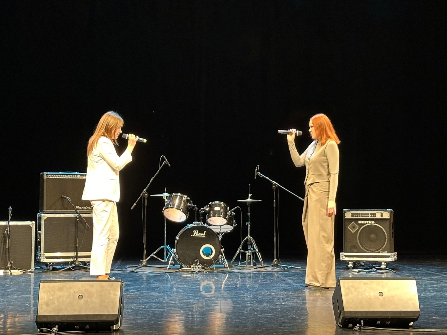 Mazo mūzikas kolektīvu konkursa dalībnieki - duets