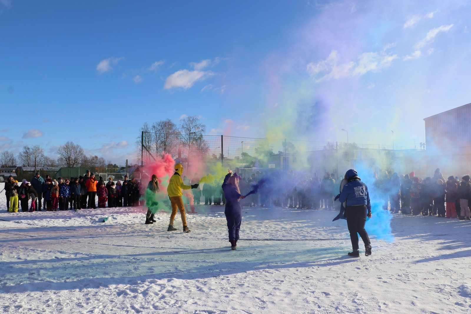Ikšķilē sākusies mazskautu un guntiņu ziemas nometne “Tuk, tuk, kas tur?”