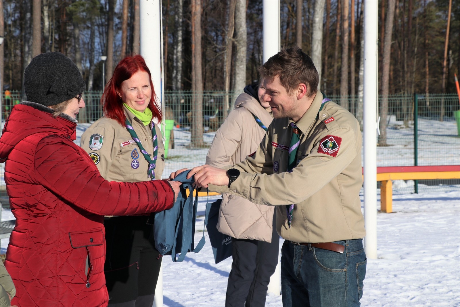 Ikšķilē sākusies mazskautu un guntiņu ziemas nometne “Tuk, tuk, kas tur?”