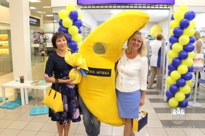 Krīzes centram dāvina kinētiskās smiltis