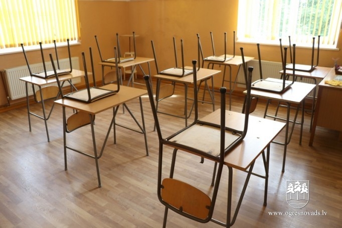 Komisija izvērtē izglītības iestāžu gatavību mācību gadam II