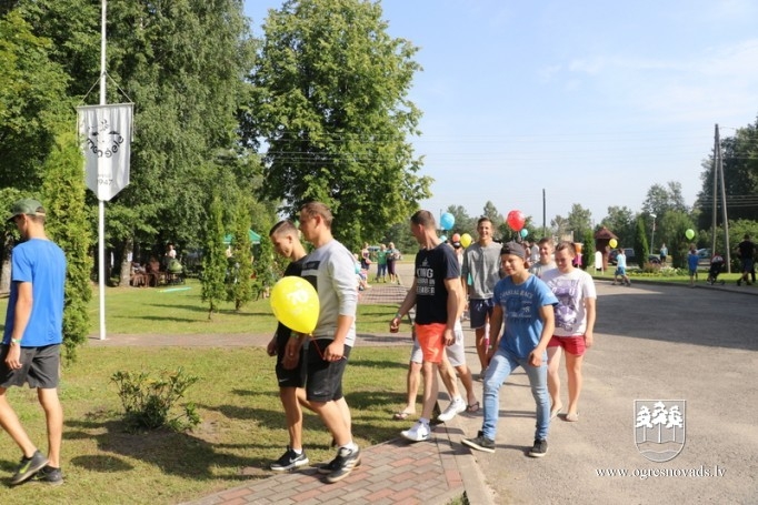 Meņģelē aizvadīti 70. sporta svētki!