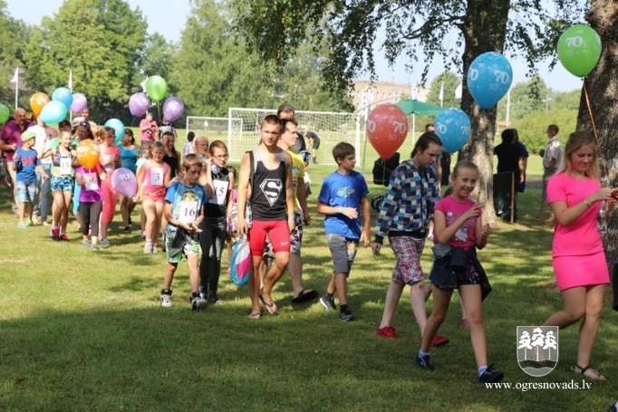 Meņģelē aizvadīti 70. sporta svētki!