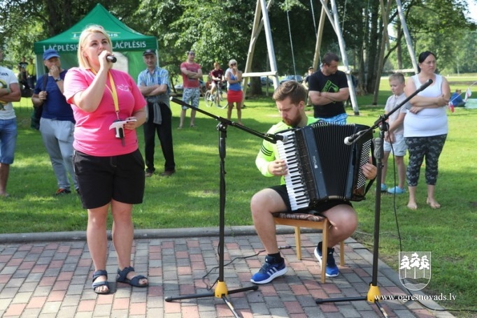Meņģelē aizvadīti 70. sporta svētki!