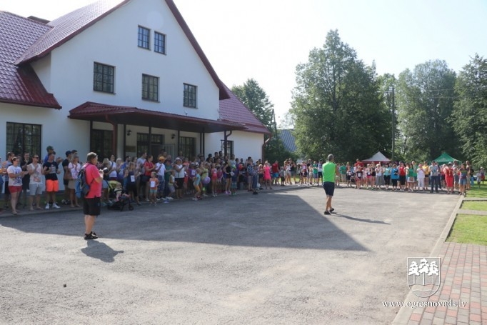 Meņģelē aizvadīti 70. sporta svētki!