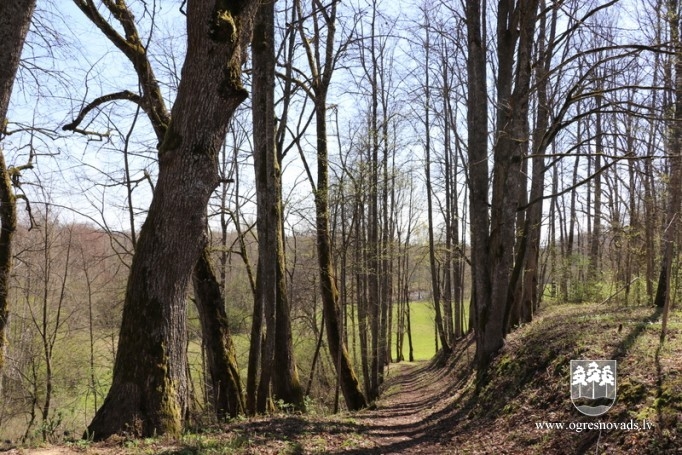 Atklāts velomaršruts Ogres upes ielejas dabas parkā