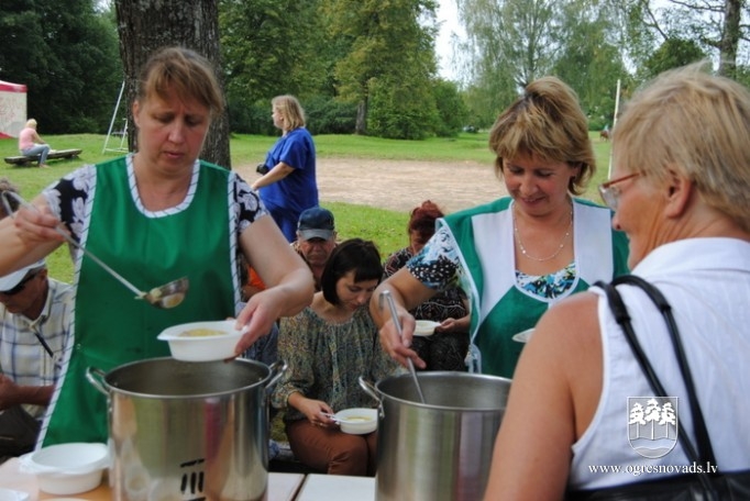 Zemnieku un lauksaimnieku diena 2016 Meņģelē