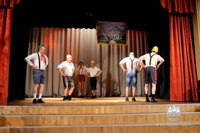 Meņģeles skola atzīmē 150 gadu jubileju