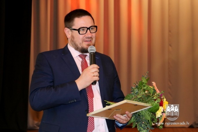 Meņģeles skola atzīmē 150 gadu jubileju