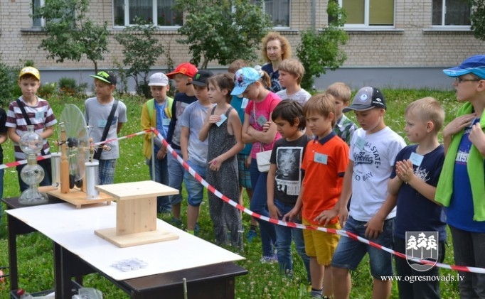 Tehniskās jaunrades nometne “Mēs būsim inženieri!” ir sākusies