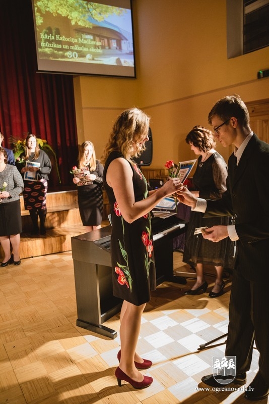 Madlienas mūzikas un mākslas skola atzīmē 30 gadu jubileju