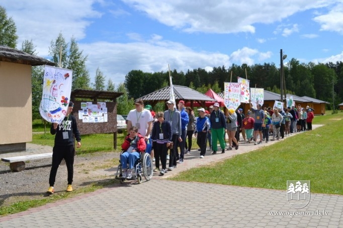 Nometne, kurā valda draudzība, prieks un savstarpēja sapratne