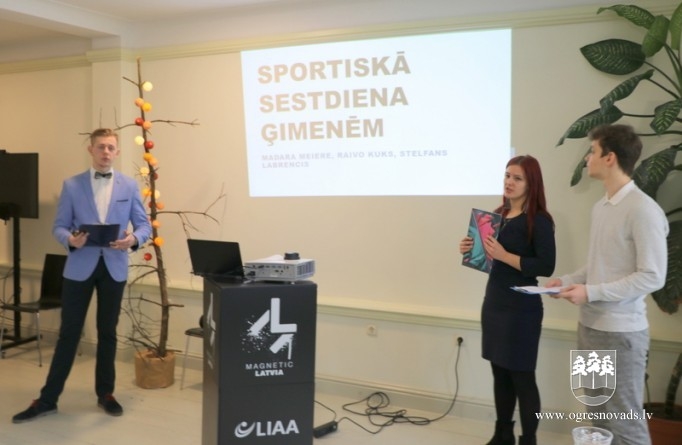 Ogres 1. vidusskolas skolēni īstenojuši sociāli atbildīgus projektus