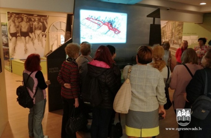 Ogrē viesojas bibliotekāri no Rīgas
