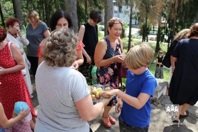 OCB notikusi akcija “Grāmatu ķēde”. 26.07.2019.