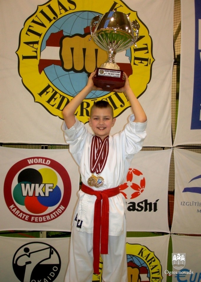 “Ogres kausu 2015” izcīna Ogres klubs “Karate Sen-e”