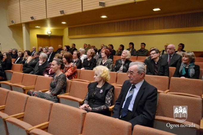 Ogrei 85. Pasākums Ogres mūzikas skolā
