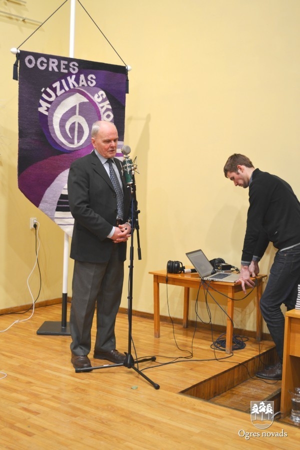 Ogrei 85. Pasākums Ogres mūzikas skolā