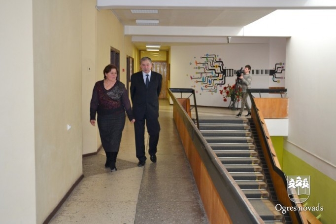Ogrei 85. Pasākums Ogres mūzikas skolā