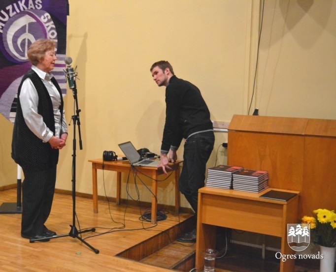 Ogrei 85. Pasākums Ogres mūzikas skolā