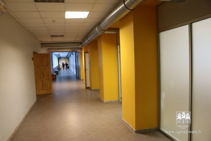 Būvdarbi Ogres 1. vidusskolā iegājuši nobeiguma etapā