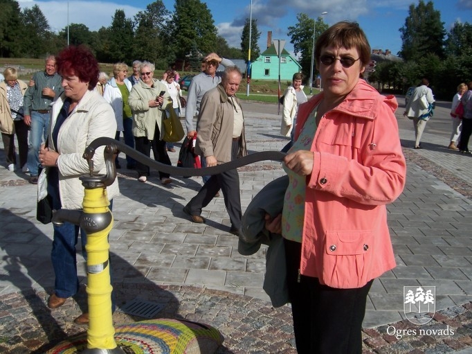 Ogres politiski represēto klubam 25