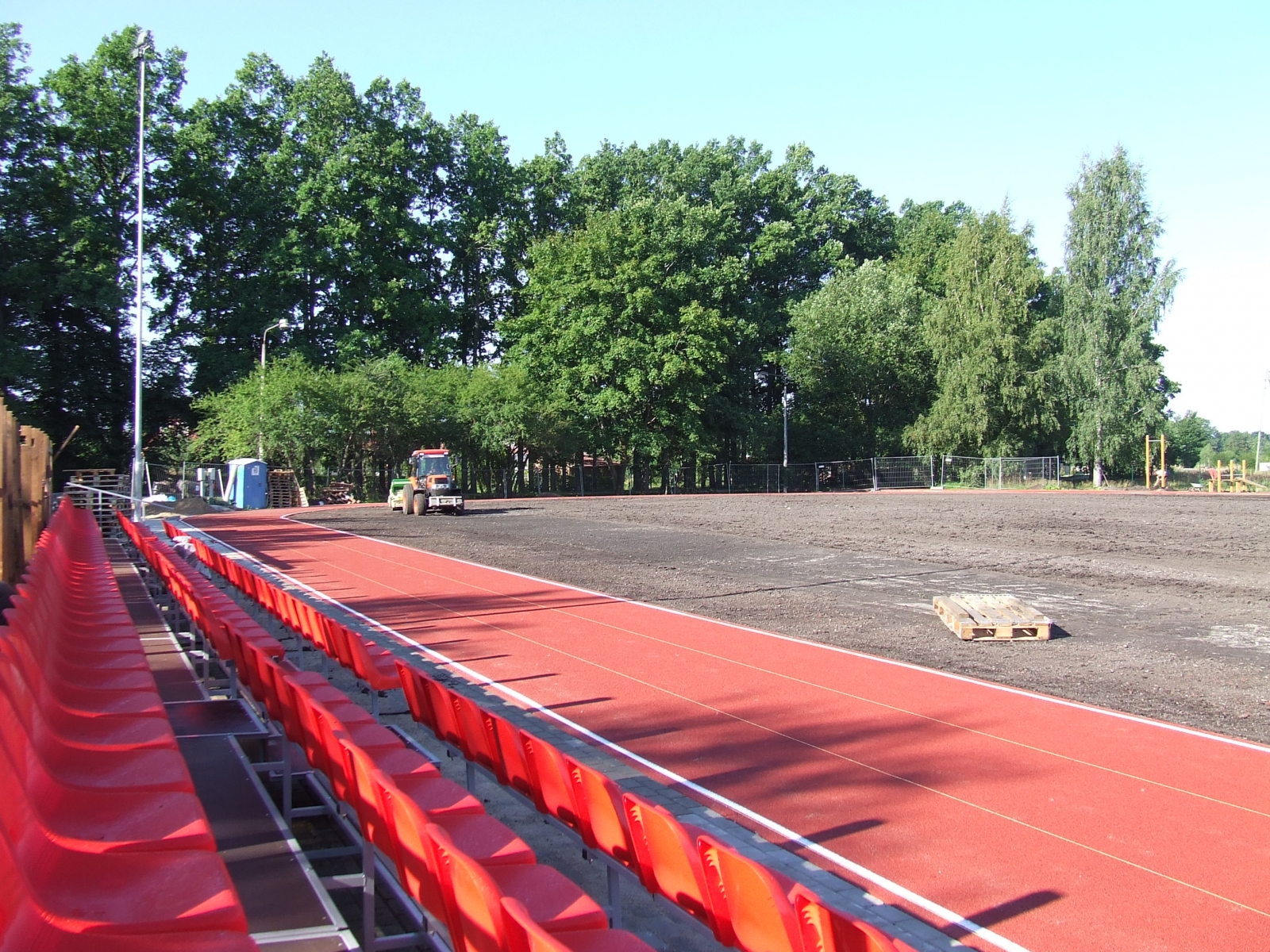Notiek Ogresgala pamatskolas stadiona rekonstrukcija