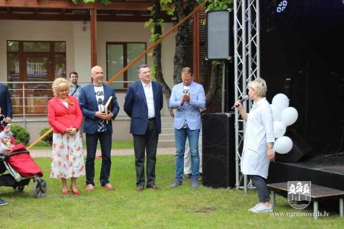 Mācību gada noslēgumā - festivāls “Ogres ritmos”
